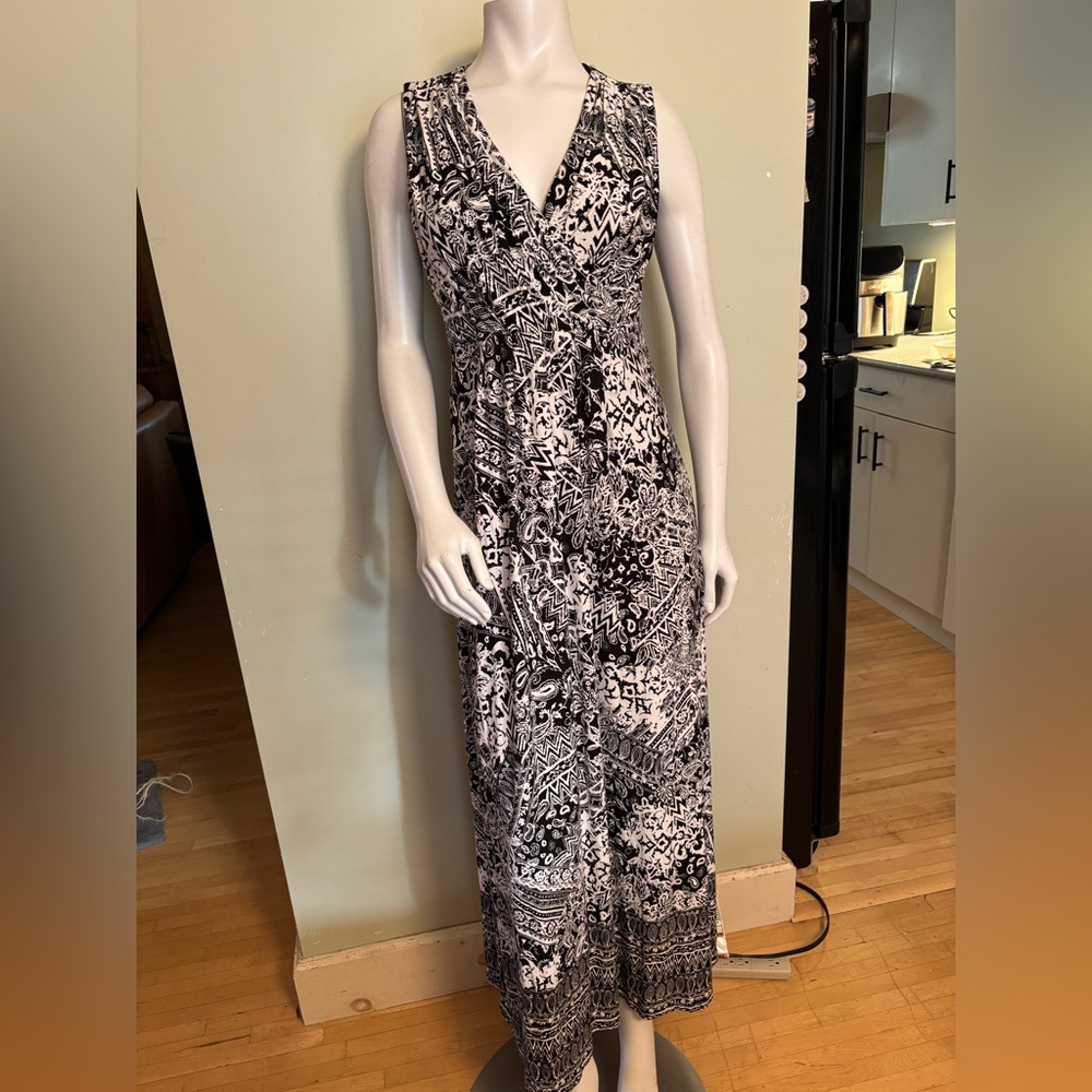 Mario Serrani Black and White Patterned Maxi Dress